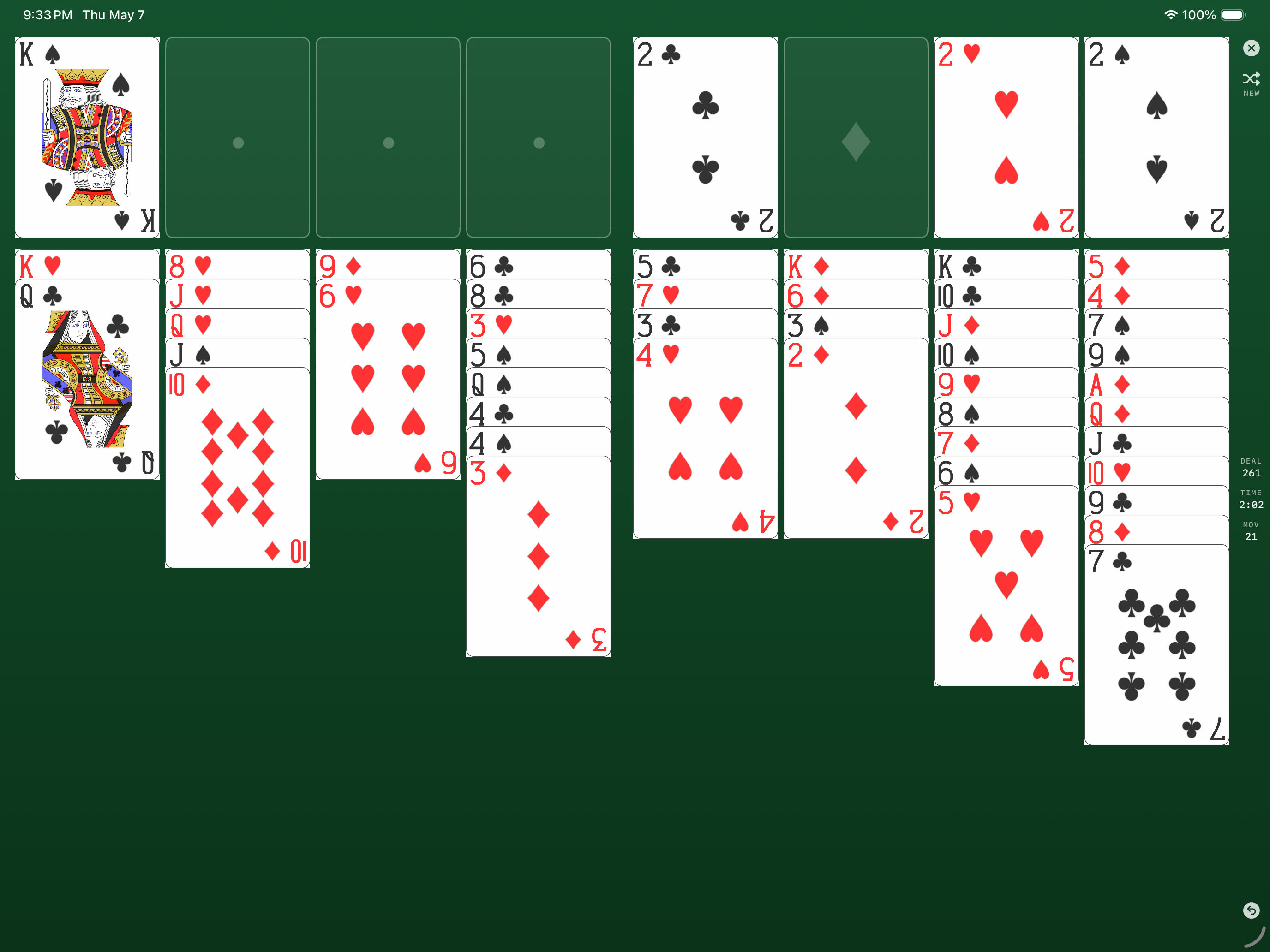 A FreeCell deal mid-play on iPad
